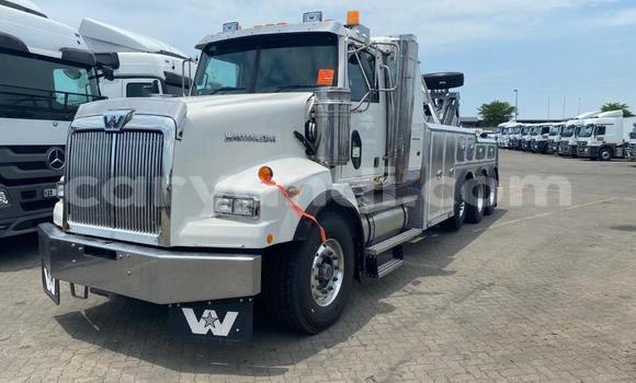 Buy New Mercedes–Benz Truck Silver Truck in Chingola in Zambia