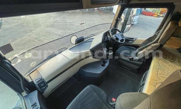 Acheter Occasion Utilitaire Mercedes–Benz Arocs Blanc à Livingstone, Zambie Acheter Occasion Utilitaire Mercedes–Benz Arocs Blanc à Livingstone, Zambie