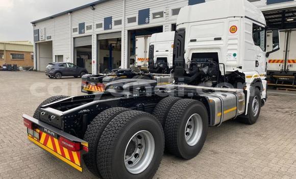 Acheter Occasion Utilitaire Man TGX Blanc à Livingstone, Zambie Acheter Occasion Utilitaire Man TGX Blanc à Livingstone, Zambie