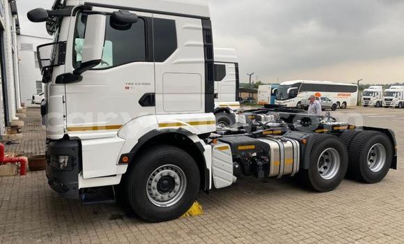 Acheter Occasion Utilitaire Man TGX Blanc à Livingstone, Zambie Acheter Occasion Utilitaire Man TGX Blanc à Livingstone, Zambie