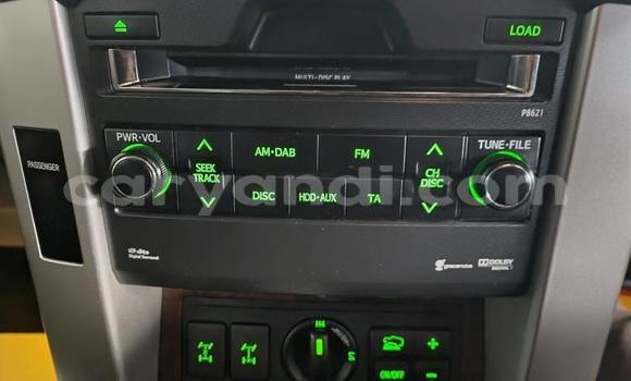 Acheter Occasion Voiture Toyota Land Cruiser Prado Blanc à Livingstone, Zambie Acheter Occasion Voiture Toyota Land Cruiser Prado Blanc à Livingstone, Zambie