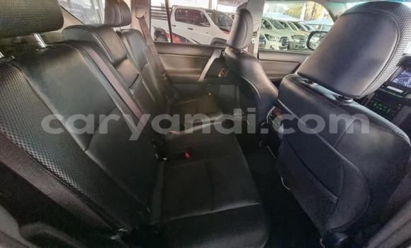 Acheter Occasion Voiture Toyota Land Cruiser Prado Blanc à Livingstone, Zambie Acheter Occasion Voiture Toyota Land Cruiser Prado Blanc à Livingstone, Zambie