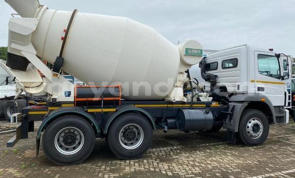 Buy Used Mitsubishi Fuso White Truck in Kitwe in Zambia Buy Used Mitsubishi Fuso White Truck in Kitwe in Zambia
