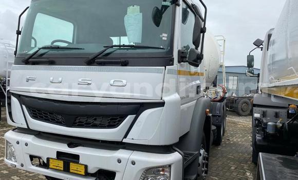 Buy Used Mitsubishi Fuso White Truck in Kitwe in Zambia Buy Used Mitsubishi Fuso White Truck in Kitwe in Zambia