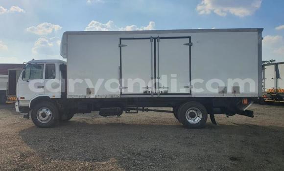 Acheter Occasion Utilitaire Nissan UD Autre à Kitwe, Zambie Acheter Occasion Utilitaire Nissan UD Autre à Kitwe, Zambie