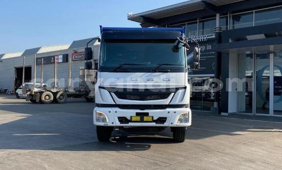 Nunua Ilio tumika Mitsubishi Fuso Nyeupe Lori ndani ya Kitwe nchini Zambia Nunua Ilio tumika Mitsubishi Fuso Nyeupe Lori ndani ya Kitwe nchini Zambia