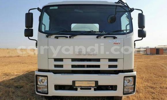 Acheter Neuf Utilitaire Isuzu FTR 850 Blanc à Lusaka, Zambie Acheter Neuf Utilitaire Isuzu FTR 850 Blanc à Lusaka, Zambie