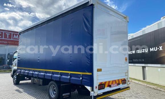 Tenga Tsaru Isuzu FTR 850 Chena Rori in Lusaka in Zambia Tenga Tsaru Isuzu FTR 850 Chena Rori in Lusaka in Zambia