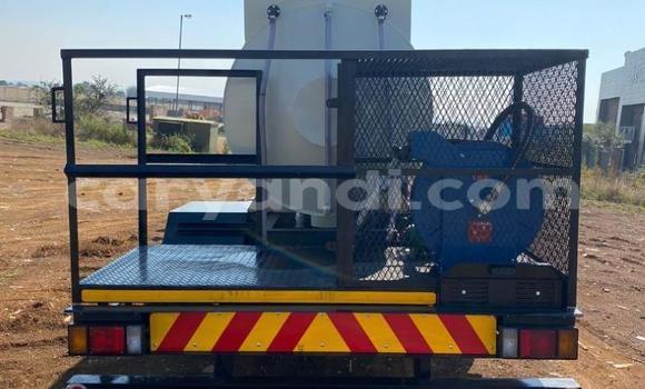 Acheter Neuf Utilitaire Isuzu FTR 850 Blanc à Kitwe, Zambie Acheter Neuf Utilitaire Isuzu FTR 850 Blanc à Kitwe, Zambie