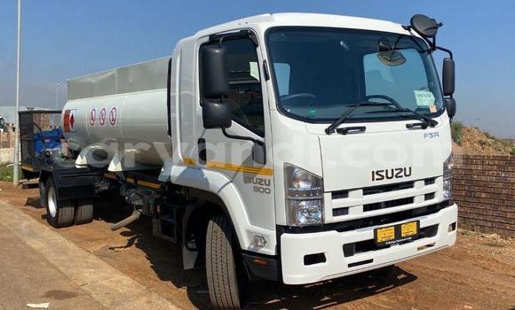 Acheter Neuf Utilitaire Isuzu FTR 850 Blanc à Kitwe, Zambie Acheter Neuf Utilitaire Isuzu FTR 850 Blanc à Kitwe, Zambie