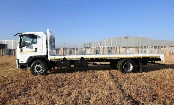 Acheter Occasion Utilitaire Isuzu FTR 850 Blanc à Livingstone, Zambie Acheter Occasion Utilitaire Isuzu FTR 850 Blanc à Livingstone, Zambie