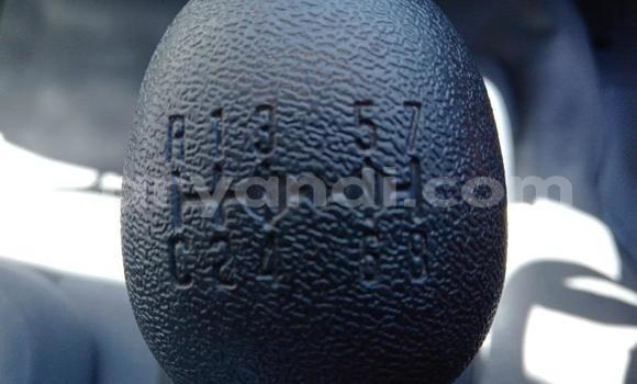 Acheter Occasion Utilitaire Isuzu FTR 850 Blanc à Chingola, Zambie Acheter Occasion Utilitaire Isuzu FTR 850 Blanc à Chingola, Zambie