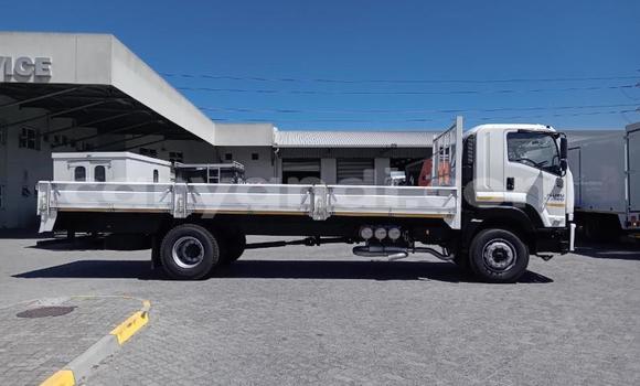 Acheter Occasion Utilitaire Isuzu FTR 850 Blanc à Chingola, Zambie Acheter Occasion Utilitaire Isuzu FTR 850 Blanc à Chingola, Zambie