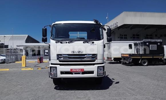 Acheter Occasion Utilitaire Isuzu FTR 850 Blanc à Chingola, Zambie Acheter Occasion Utilitaire Isuzu FTR 850 Blanc à Chingola, Zambie