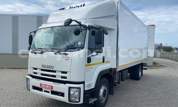 Buy Used Isuzu FTR 850 White Truck in Livingstone in Zambia Buy Used Isuzu FTR 850 White Truck in Livingstone in Zambia