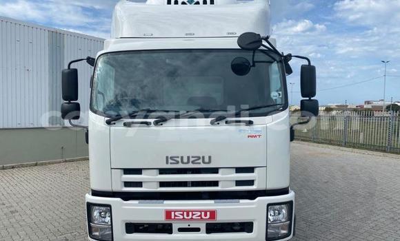 Buy Used Isuzu FTR 850 White Truck in Livingstone in Zambia Buy Used Isuzu FTR 850 White Truck in Livingstone in Zambia