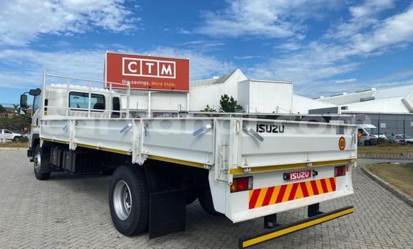 Tenga Tsaru Isuzu FTR 850 Chena Rori in Lusaka in Zambia Tenga Tsaru Isuzu FTR 850 Chena Rori in Lusaka in Zambia
