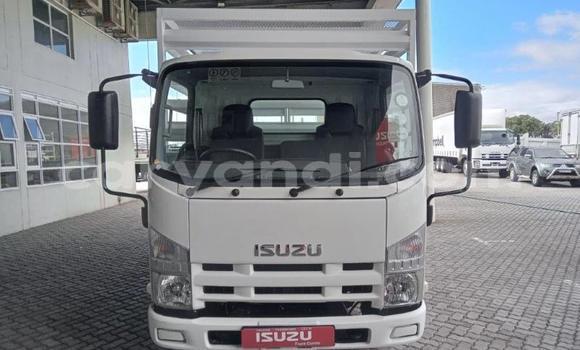 Acheter Occasion Utilitaire Isuzu FTR 850 Blanc à Lusaka, Zambie Acheter Occasion Utilitaire Isuzu FTR 850 Blanc à Lusaka, Zambie