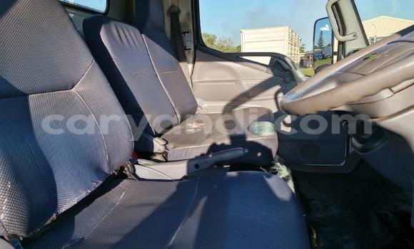 Acheter Occasion Utilitaire Mitsubishi Canter Blanc à Chingola, Zambie Acheter Occasion Utilitaire Mitsubishi Canter Blanc à Chingola, Zambie