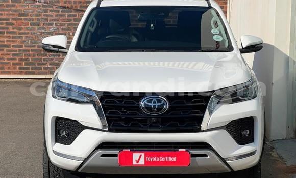 Acheter Occasion Voiture Toyota Fortuner Blanc à Chingola, Zambie Acheter Occasion Voiture Toyota Fortuner Blanc à Chingola, Zambie