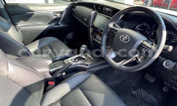 Acheter Occasion Voiture Toyota Fortuner Blanc à Chingola, Zambie Acheter Occasion Voiture Toyota Fortuner Blanc à Chingola, Zambie