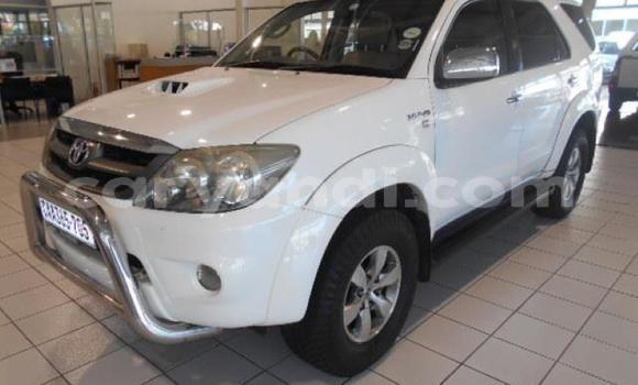 Tenga Tsaru Toyota Fortuner Chena Mota in Livingstone in Zambia Tenga Tsaru Toyota Fortuner Chena Mota in Livingstone in Zambia