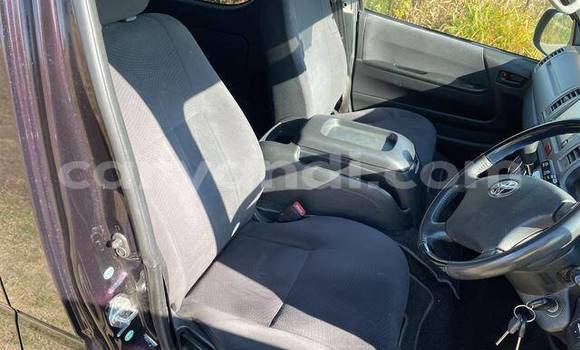 Buy Used Toyota Hiace Brown Car in Chilanga in Lusaka Buy Used Toyota Hiace Brown Car in Chilanga in Lusaka