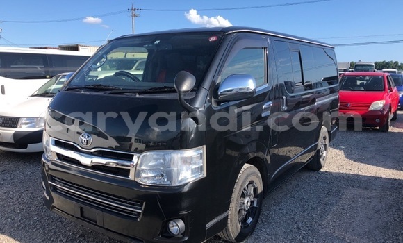 Tenga Tsaru Toyota Granvia Nhema Mota in Chilanga in Lusaka Tenga Tsaru Toyota Granvia Nhema Mota in Chilanga in Lusaka