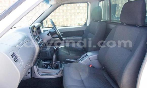 Buy Used Nissan NP 300 White Car in Chilanga in Lusaka Buy Used Nissan NP 300 White Car in Chilanga in Lusaka
