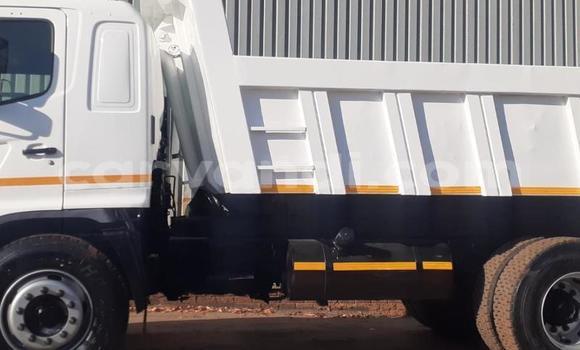 Buy Used Hino Ranger White Truck in Chilanga in Lusaka Buy Used Hino Ranger White Truck in Chilanga in Lusaka