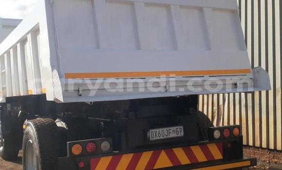 Buy Used Hino Ranger White Truck in Chilanga in Lusaka Buy Used Hino Ranger White Truck in Chilanga in Lusaka