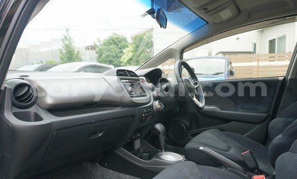 Nunua Ilio tumika Honda FIT Nyeusi Gari ndani ya Kansanshi nchini Kaskazini-Magharibi Nunua Ilio tumika Honda FIT Nyeusi Gari ndani ya Kansanshi nchini Kaskazini-Magharibi