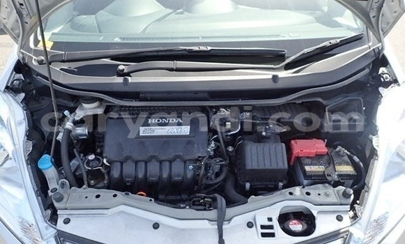 Acheter Occasion Voiture Honda FIT Gris à Livingstone, Zambie Acheter Occasion Voiture Honda FIT Gris à Livingstone, Zambie