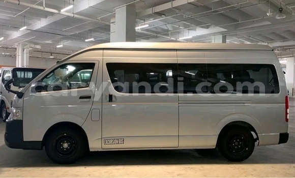 Tenga Tsaru Toyota Hiace Sirivha Mota in Isoka in Northern Tenga Tsaru Toyota Hiace Sirivha Mota in Isoka in Northern