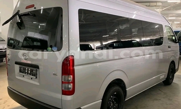 Tenga Tsaru Toyota Hiace Sirivha Mota in Isoka in Northern Tenga Tsaru Toyota Hiace Sirivha Mota in Isoka in Northern