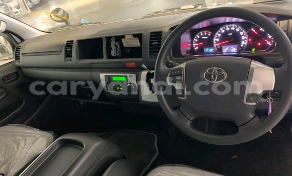 Tenga Tsaru Toyota Hiace Sirivha Mota in Isoka in Northern Tenga Tsaru Toyota Hiace Sirivha Mota in Isoka in Northern