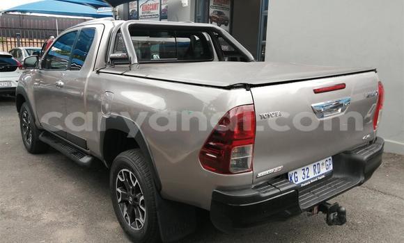 Tenga Tsaru Toyota Hilux Sirivha Mota in Chilanga in Lusaka Tenga Tsaru Toyota Hilux Sirivha Mota in Chilanga in Lusaka