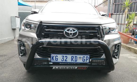 Tenga Tsaru Toyota Hilux Sirivha Mota in Chilanga in Lusaka Tenga Tsaru Toyota Hilux Sirivha Mota in Chilanga in Lusaka