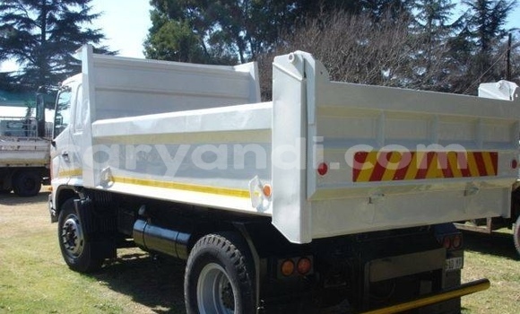 Buy Used Hino 300 Series White Truck in Lusaka in Zambia Buy Used Hino 300 Series White Truck in Lusaka in Zambia