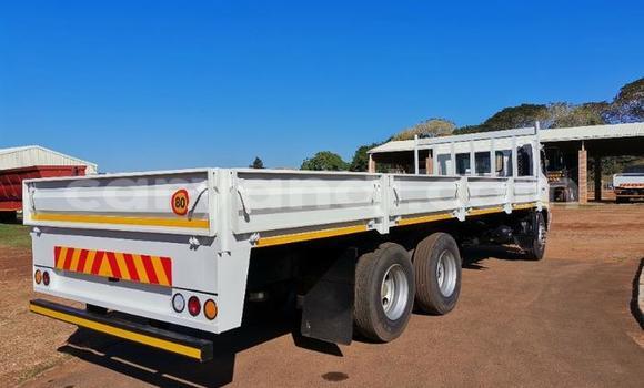 Acheter Occasion Utilitaire Hino 300 Series Blanc à Lusaka, Zambie Acheter Occasion Utilitaire Hino 300 Series Blanc à Lusaka, Zambie