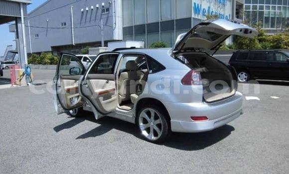 Nunua Ilio tumika Toyota Harrier Fedha Gari ndani ya Lusaka nchini Zambia Nunua Ilio tumika Toyota Harrier Fedha Gari ndani ya Lusaka nchini Zambia