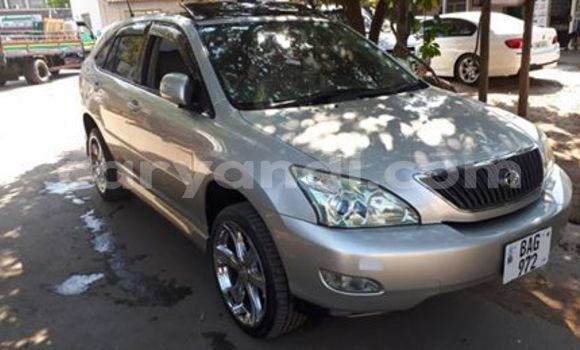 Nunua Ilio tumika Toyota Harrier Fedha Gari ndani ya Lusaka nchini Zambia Nunua Ilio tumika Toyota Harrier Fedha Gari ndani ya Lusaka nchini Zambia