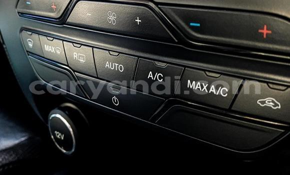 Nunua Ilio tumika Ford Everest Nyeupe Gari ndani ya Lusaka nchini Zambia Nunua Ilio tumika Ford Everest Nyeupe Gari ndani ya Lusaka nchini Zambia