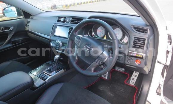 Nunua Ilio tumika Toyota Mark X Nyeupe Gari ndani ya Ndola nchini Zambia Nunua Ilio tumika Toyota Mark X Nyeupe Gari ndani ya Ndola nchini Zambia