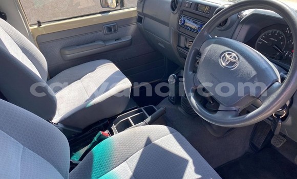 Buy Used Toyota Land Cruiser Beige Car in Lusaka in Zambia Buy Used Toyota Land Cruiser Beige Car in Lusaka in Zambia