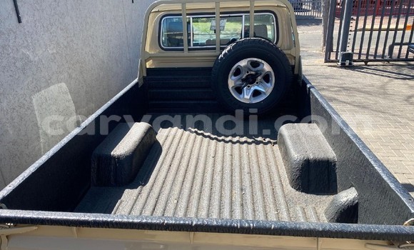 Buy Used Toyota Land Cruiser Beige Car in Lusaka in Zambia Buy Used Toyota Land Cruiser Beige Car in Lusaka in Zambia