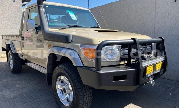 Buy Used Toyota Land Cruiser Beige Car in Lusaka in Zambia Buy Used Toyota Land Cruiser Beige Car in Lusaka in Zambia