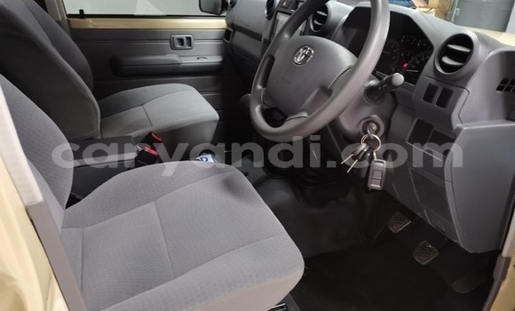 Acheter Occasion Voiture Toyota Land Cruiser Autre à Livingstone, Zambie Acheter Occasion Voiture Toyota Land Cruiser Autre à Livingstone, Zambie