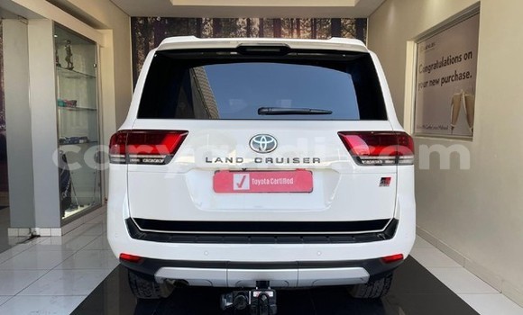 Nunua Ilio tumika Toyota Land Cruiser Nyeupe Gari ndani ya Lusaka nchini Zambia Nunua Ilio tumika Toyota Land Cruiser Nyeupe Gari ndani ya Lusaka nchini Zambia
