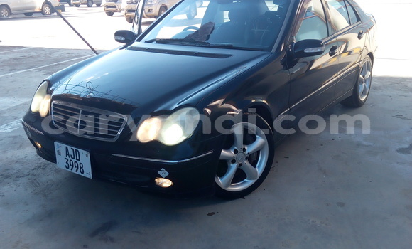 Tenga Tsaru Mercedes‒Benz C–Class Nhema Mota in Lusaka in Zambia Tenga Tsaru Mercedes‒Benz C–Class Nhema Mota in Lusaka in Zambia